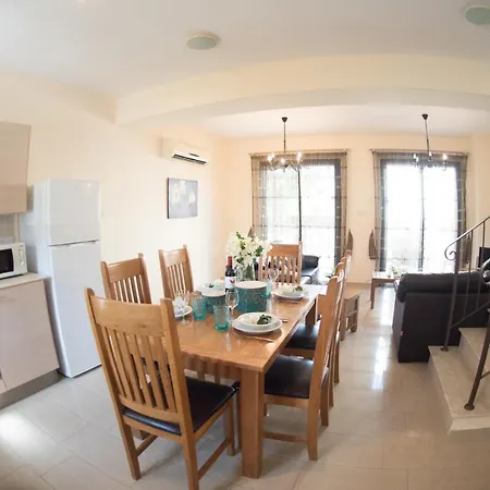 Buonanotte Kyklades Townhouse Tatil Evi Paralimni